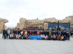 公司組織員工春游，熔煉團(tuán)隊(duì)