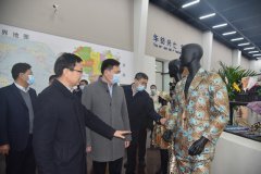 市、區(qū)領(lǐng)導(dǎo)一行蒞臨公司調(diào)研指導(dǎo)